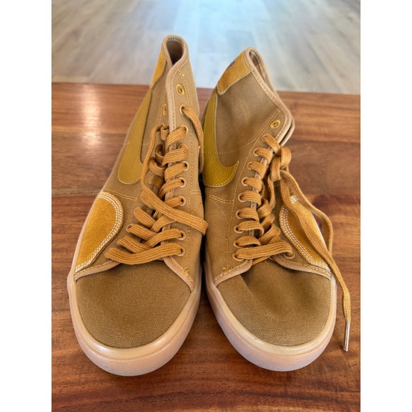 Nike SB Blazer Court Mid Men's Size 9 Desert Ochre
